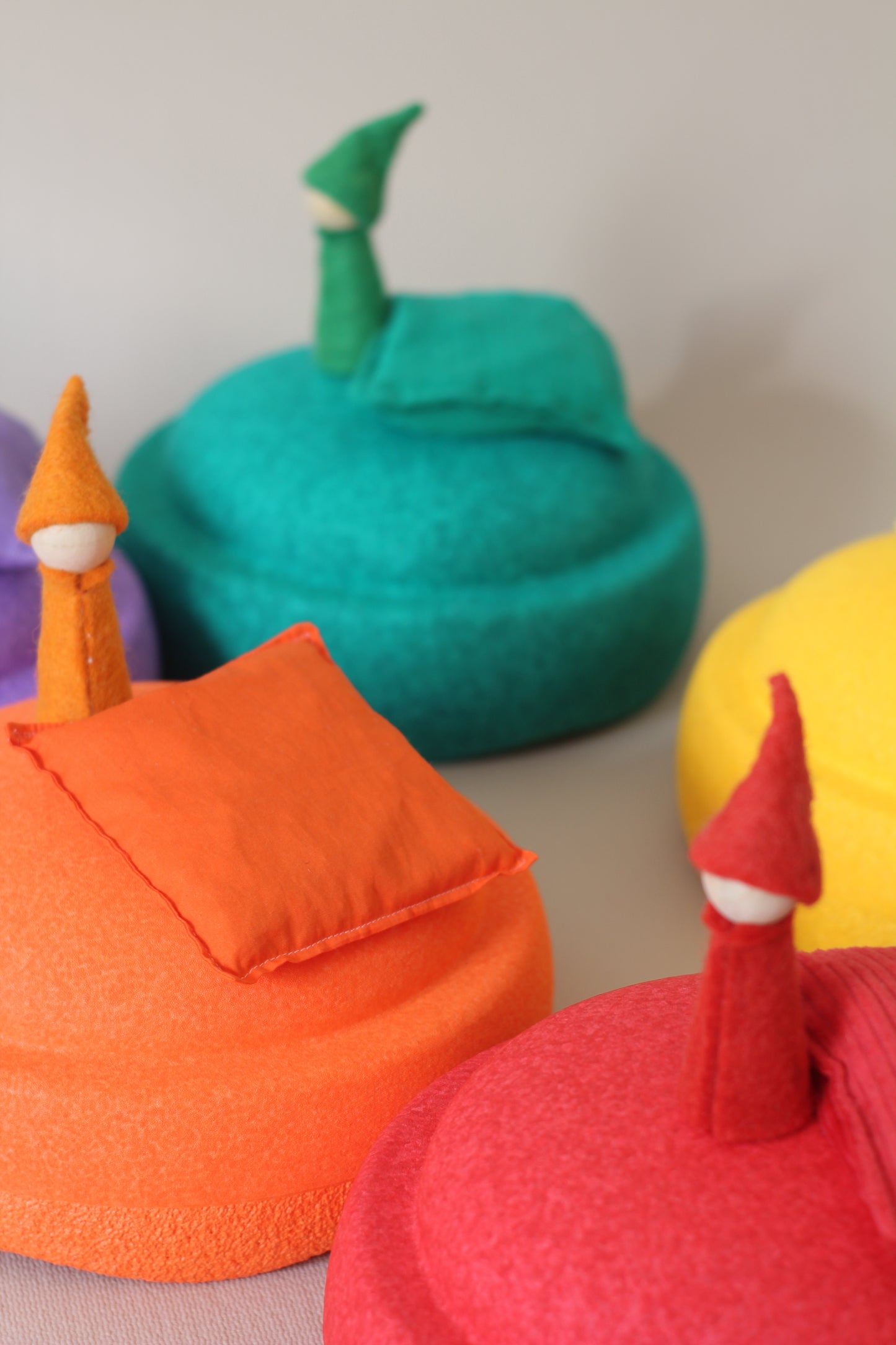 Bauspiel Regenbogengnome