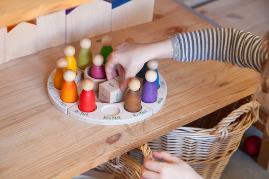 Grapat • Jahreszeitenkalender + Nins