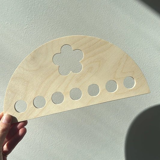 Wooden Display Groß