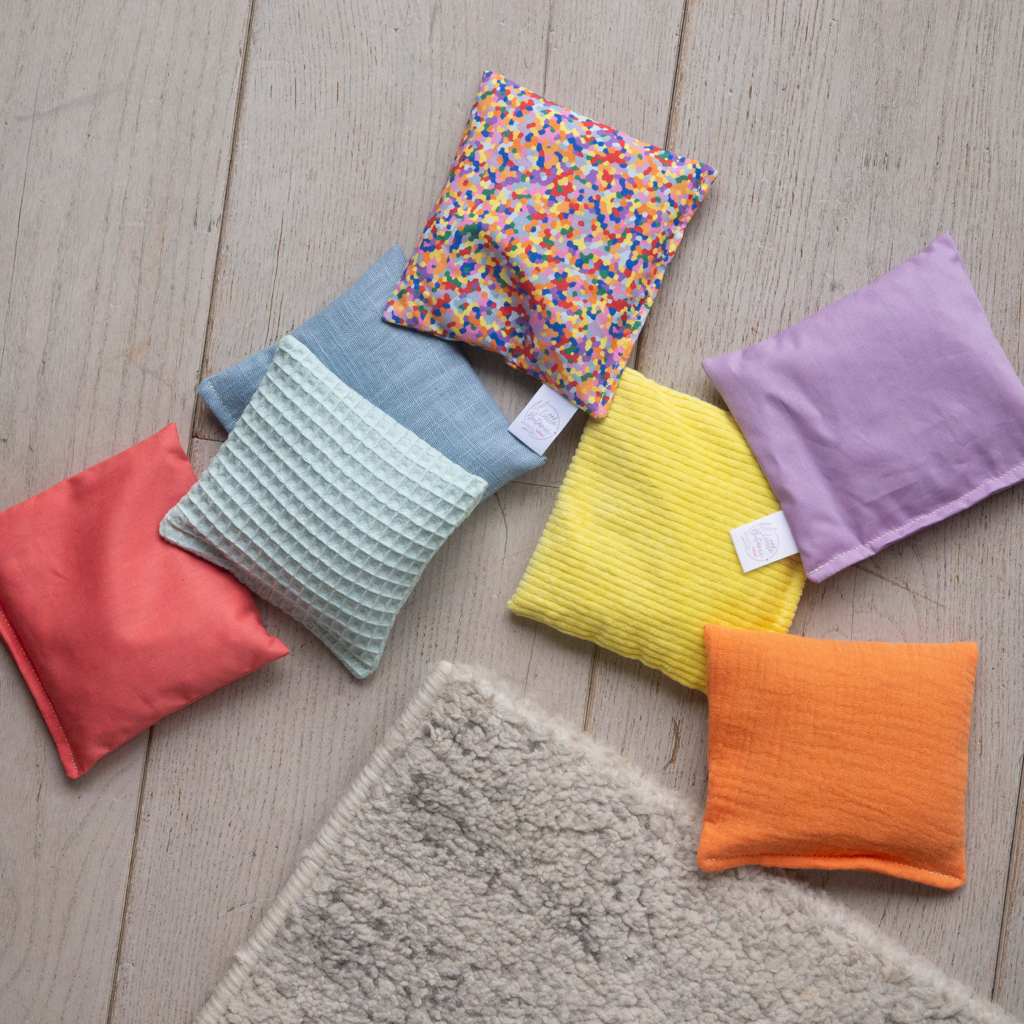 Little Botanic Label - Sensorische Kissen Pastellfarben + Super Confetti
