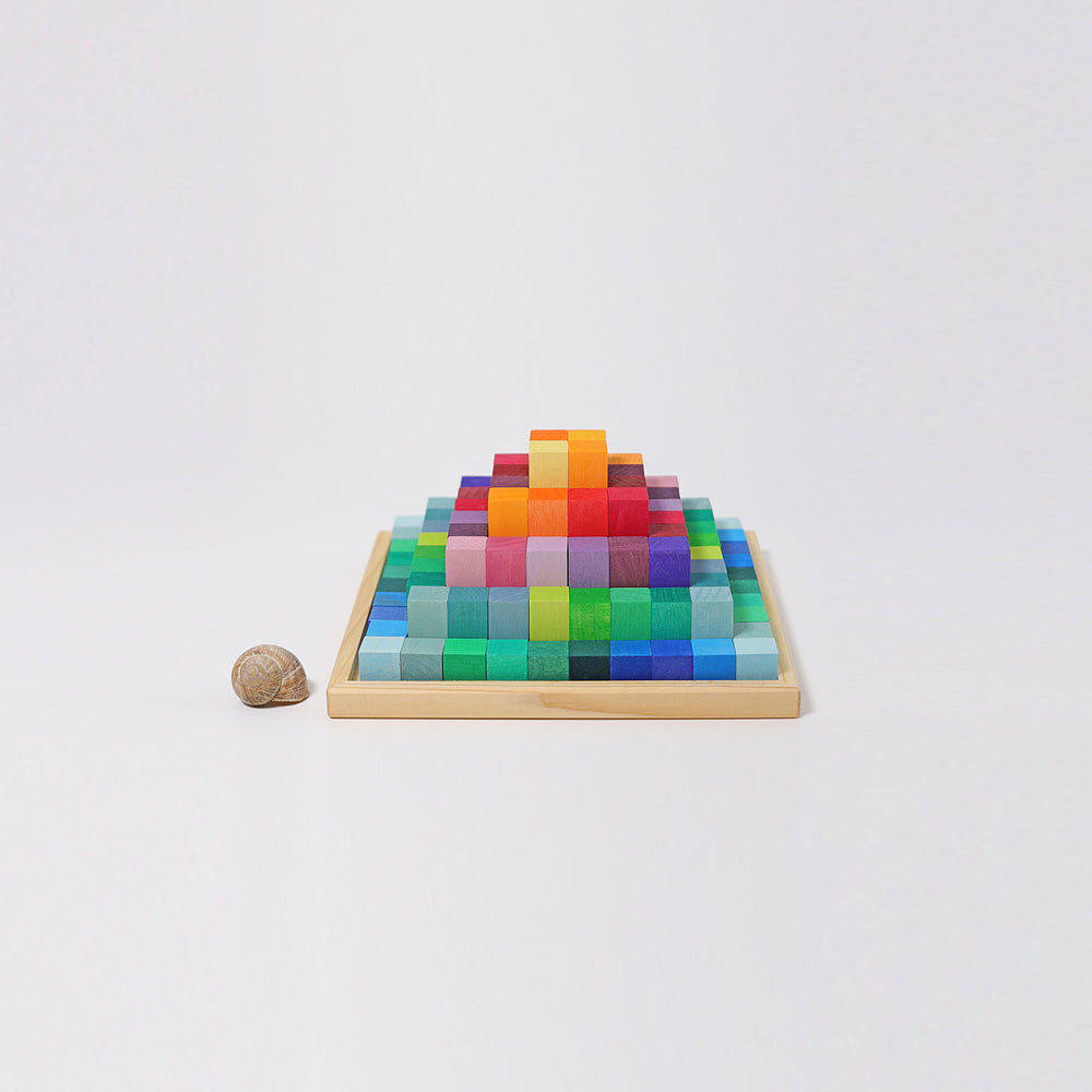 Grimms Kleine Stufenpyramide
