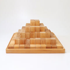 Grosse Stufenpyramide Natur