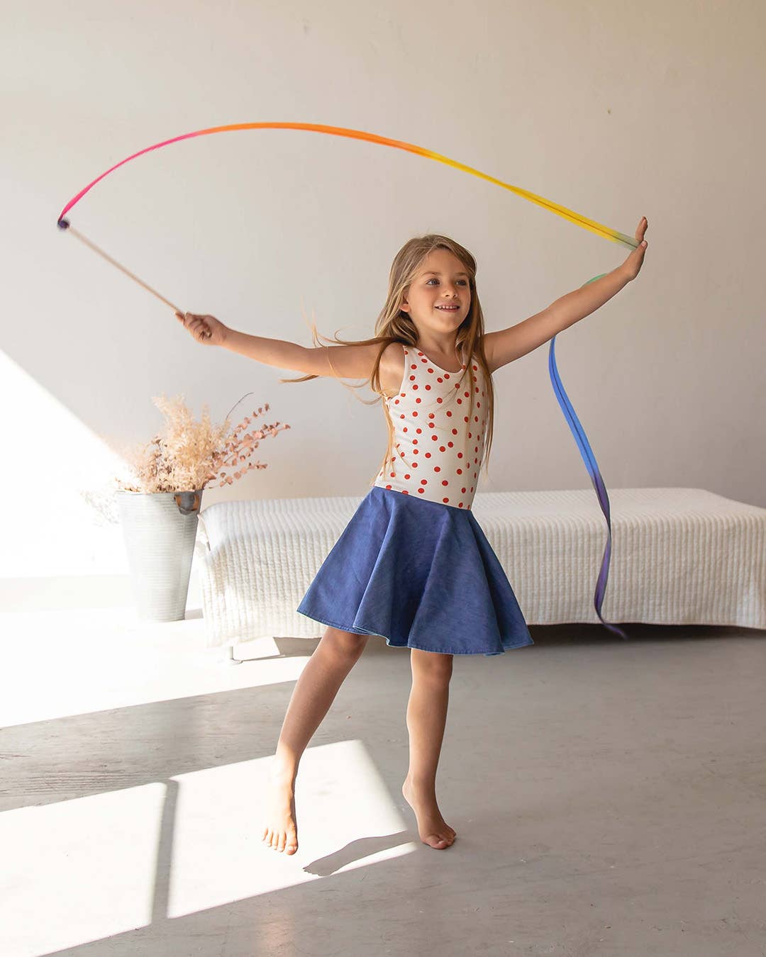 Regenbogen Silk & Wood Streamer - Zauberstab zum Vorspielen