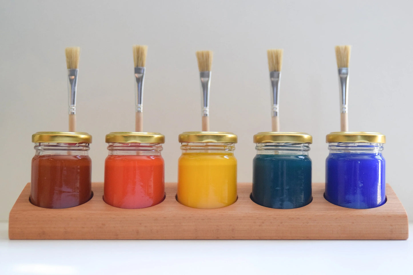 Holzhalter für Aquarellfarbe inkl. Gläser und Pinsel