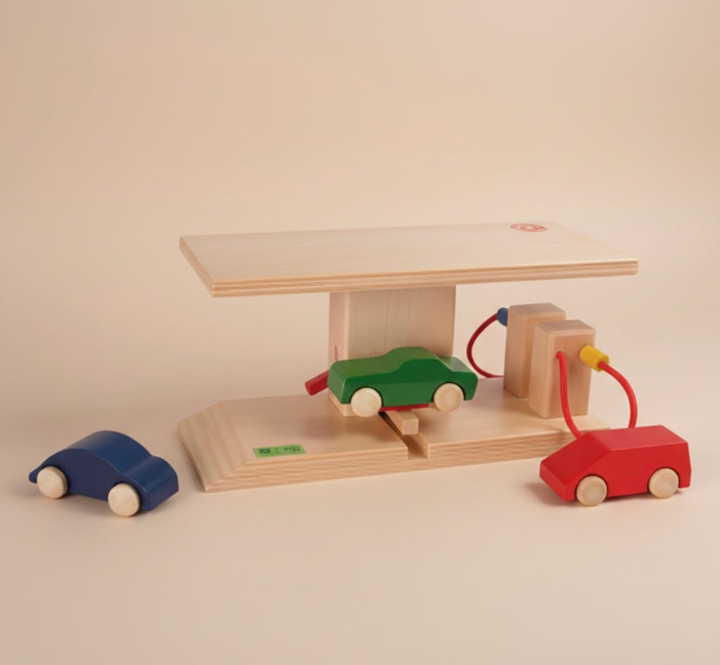 Christof Beck - Tankstelle