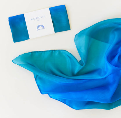 Mini Earth Playsilks - Waldorfspielzeug aus 100% Seide mit offenem Ende