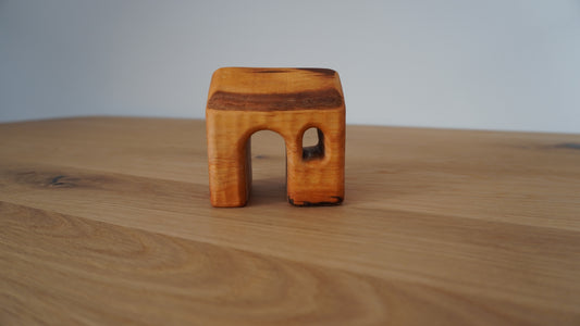 Bikeho - Kleines Haus mit einem Fenster