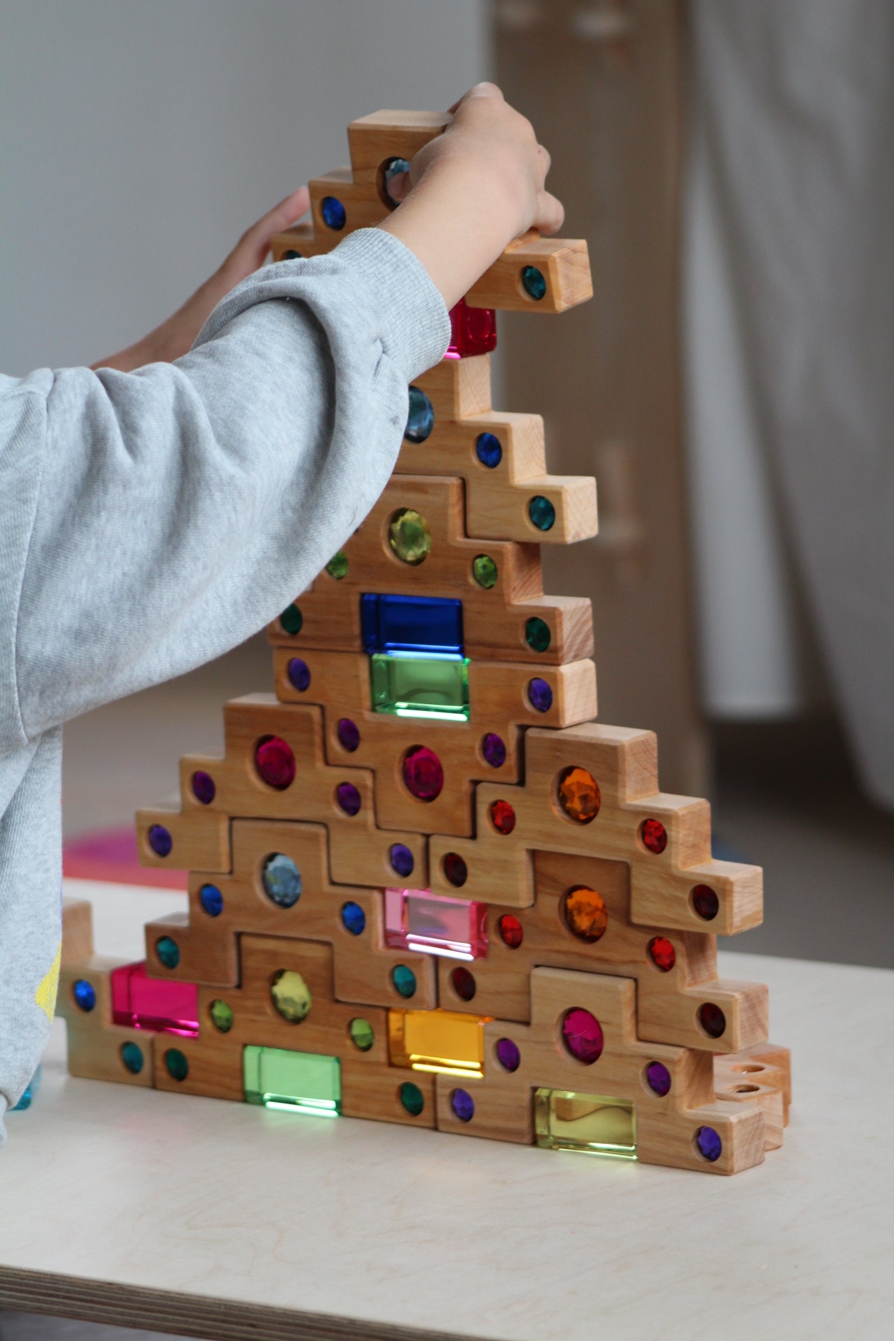 FARBTREPPEN mit Lichtbauquadern 16-teilig